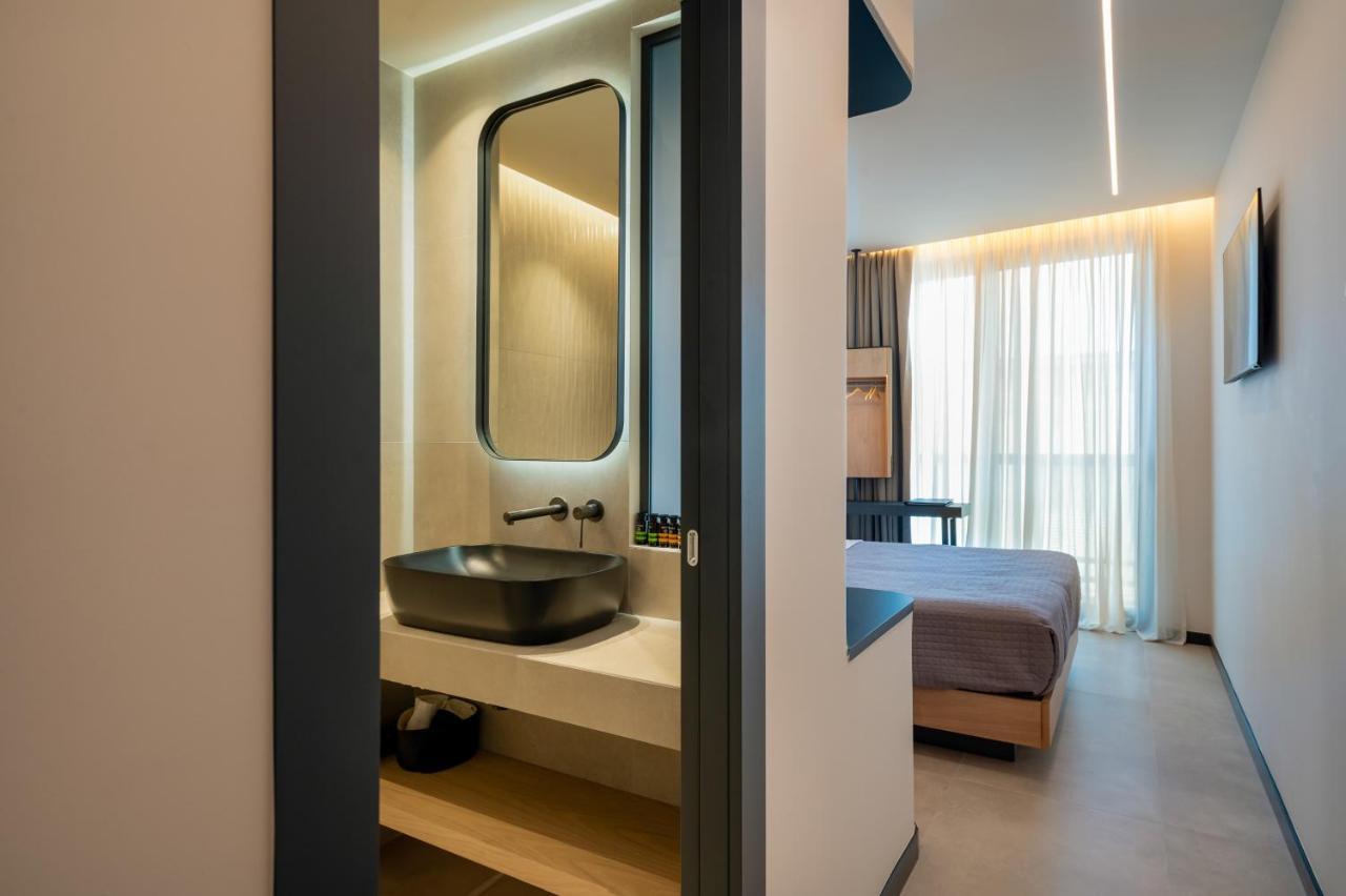 Nema Hotel Athene Buitenkant foto