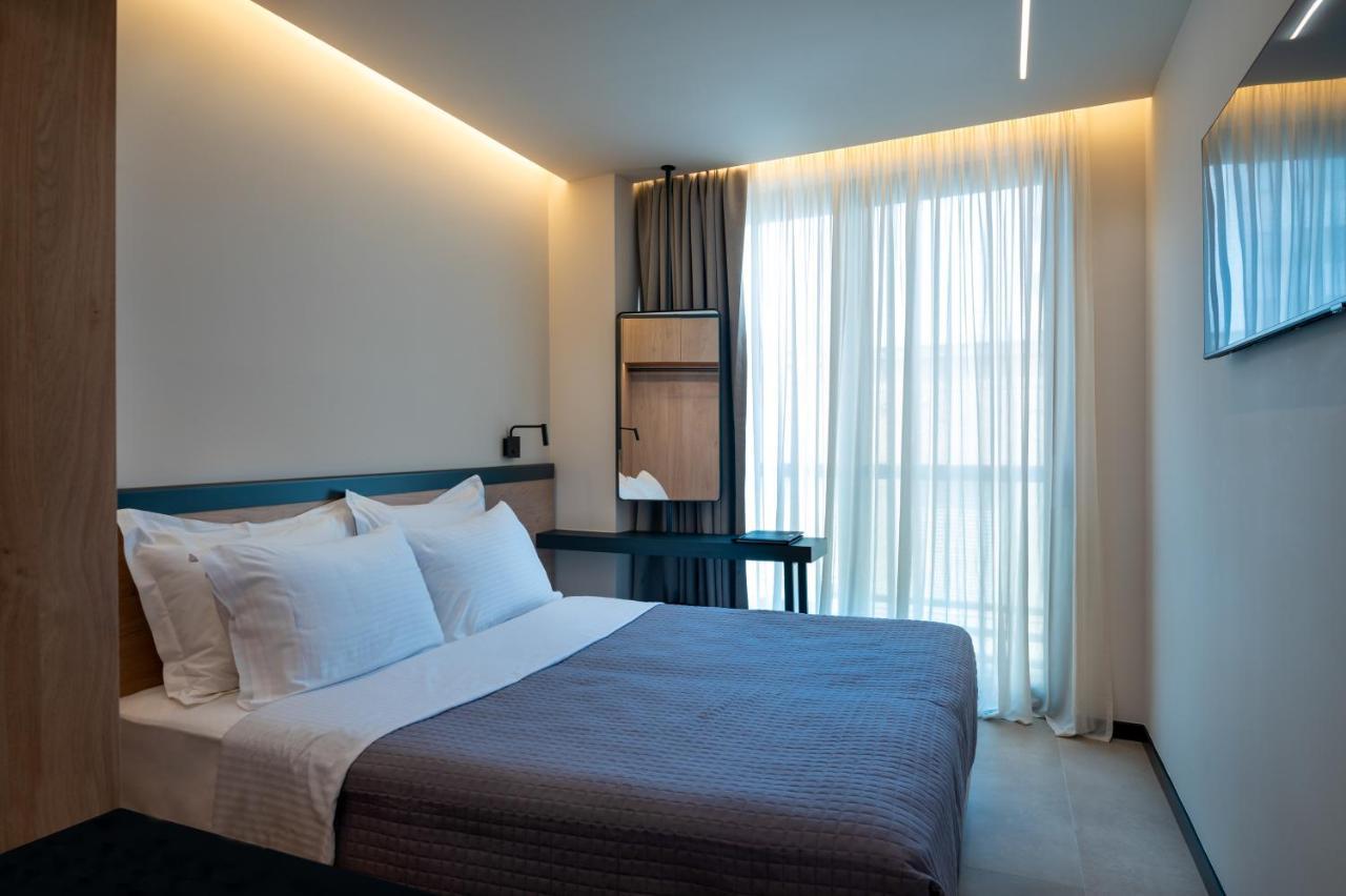 Nema Hotel Athene Buitenkant foto
